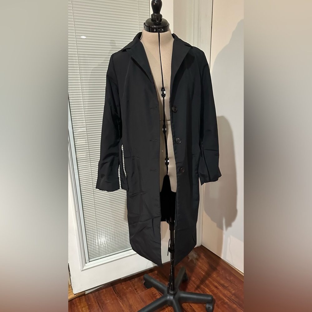 Sisley Elegant Black Outerwear